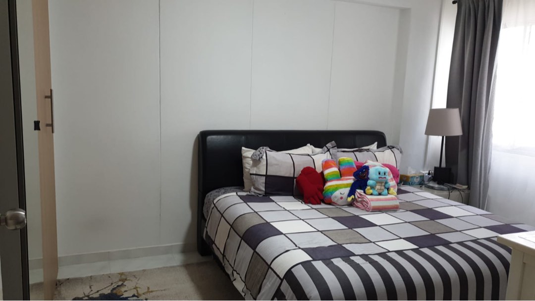 (Category: ) located in . Submitted by nndt2 (Listing ID 1212183886, Image 1). Description: .