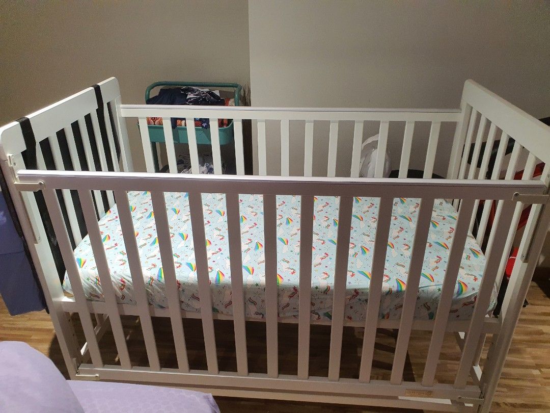 5in1 convertible baby cot, Babies & Kids, Baby Nursery & Kids Furniture