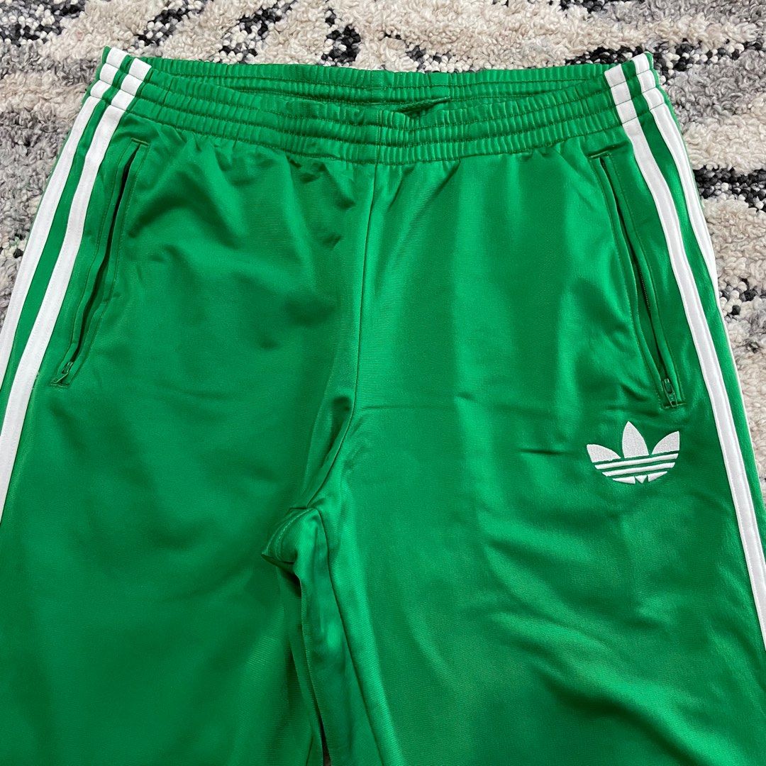Adidas store superstar bottoms