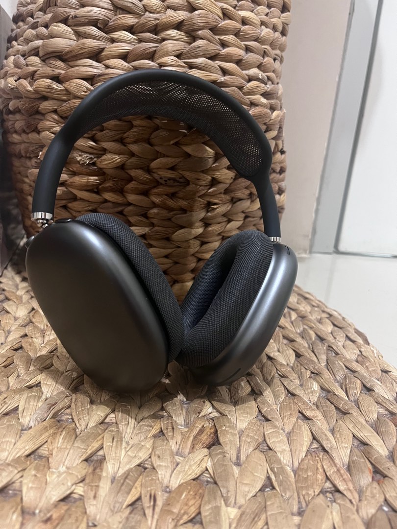 Aipods Max, Elektronik, Audio di Carousell