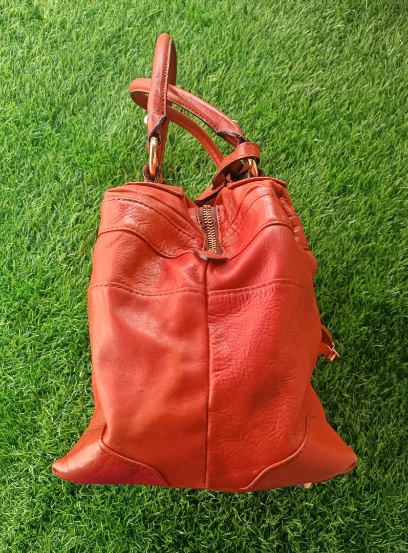 ALFREDO BANNISTER ORIGINAL LEATHER SHOULDER BAG, Women's Fashion, Bags & Wallets, Shoulder Bags