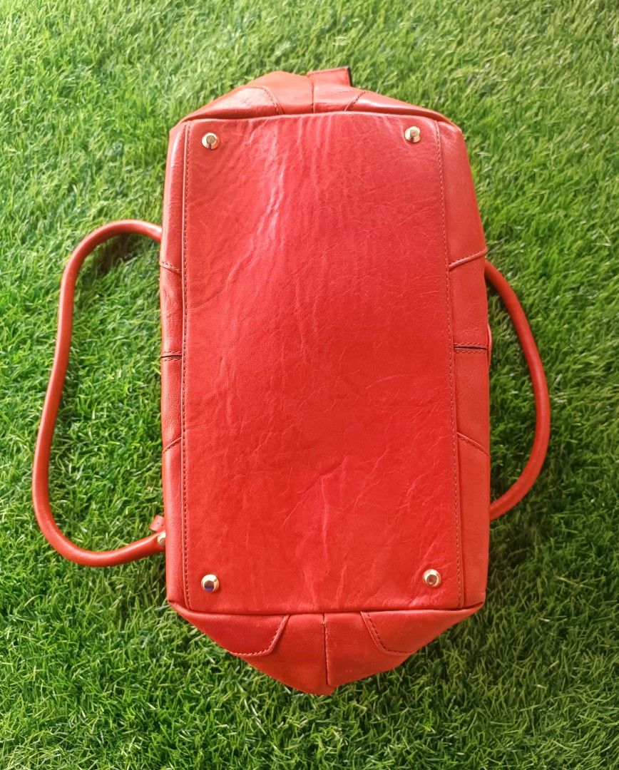 ALFREDO BANNISTER ORIGINAL LEATHER SHOULDER BAG, Women's Fashion, Bags & Wallets, Shoulder Bags