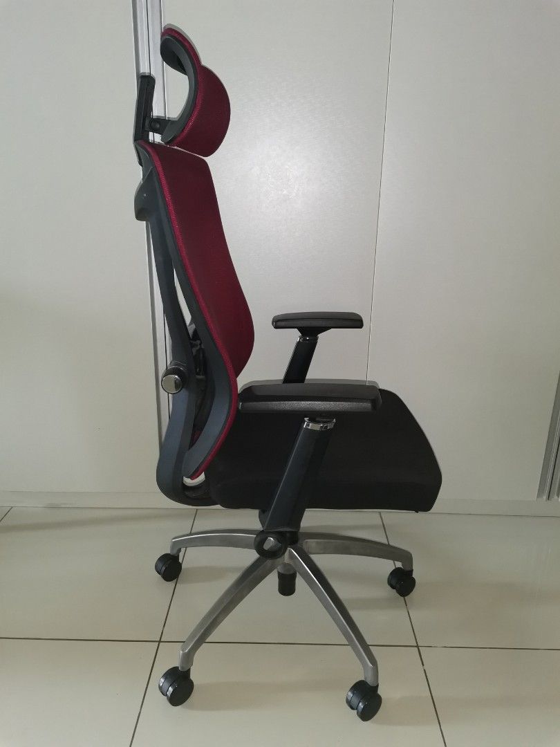 Alterseat CG07 Ergonomic Chair Heavyduty Aluminum Base and PU Castors