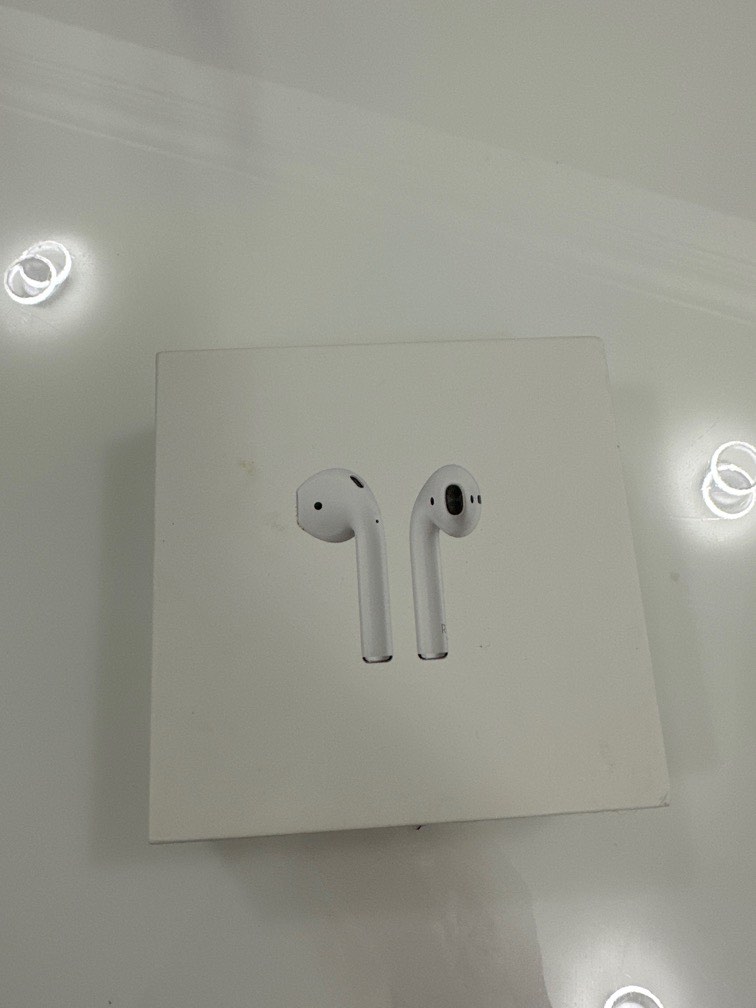 Apple AirPods (1st Gen), Audio, Earphones on Carousell