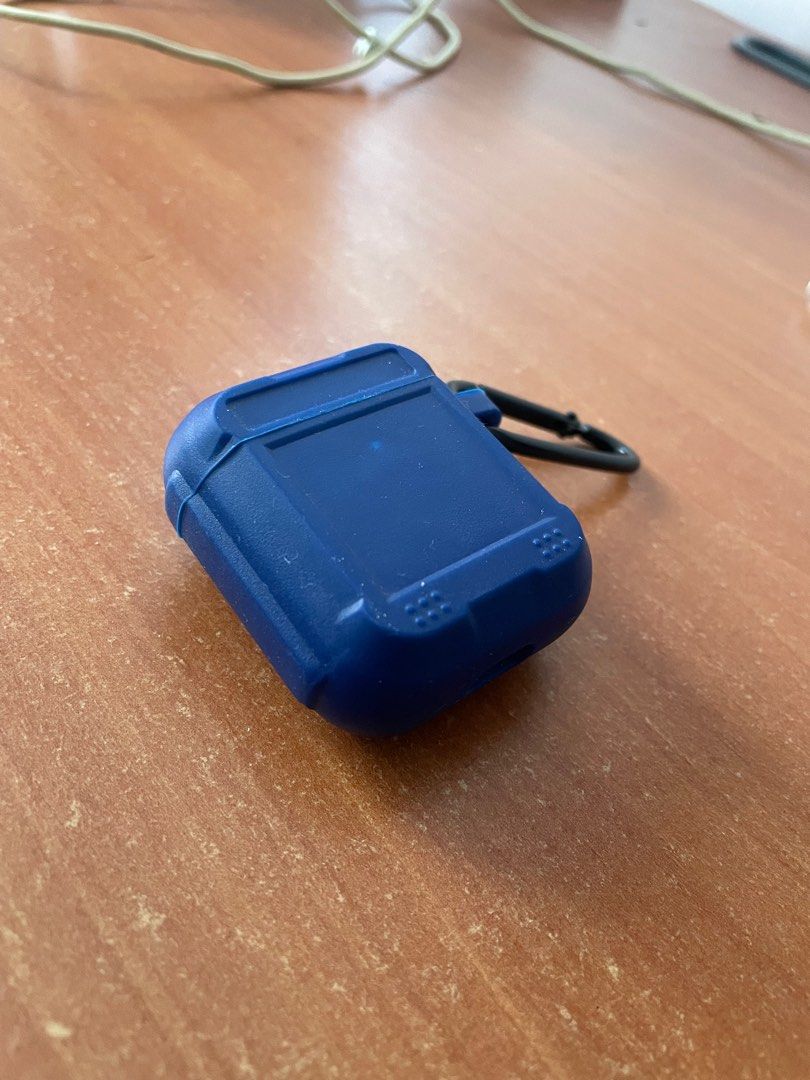 apple-airpods-2nd-generation-audio-headphones-headsets-on-carousell