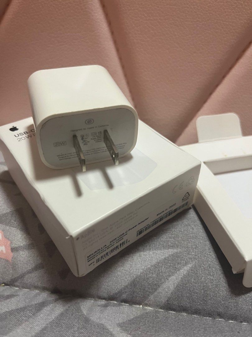 Apple USB-C 20W power adapter (Category: Chargers & Cables) located in San Pablo. Submitted by roseperez (Listing ID 1212102449, Image 2). Description: Bought from an online seller Rfq: currently using my adapter from IPad .