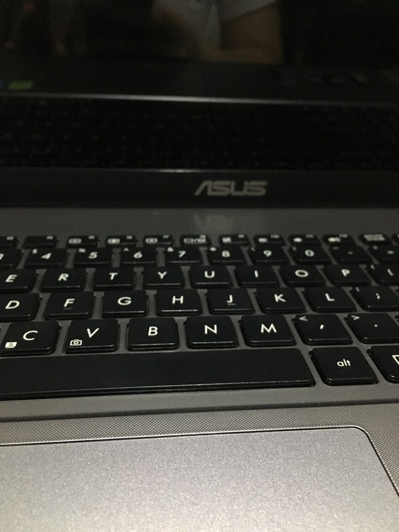 Asus X550L (Category: Laptops & Notebooks) located in Santa Rosa. Submitted by deeee.clutter (Listing ID 1212152359, Image 3). Description: Price is negotiable. Hindi na nagagamit yung laptop pero mabilis pa rin. Running windows 10. helping tags: laptop / wfh / working laptop / windows / apple / asus / Lenovo / dell / acer / Samsung.