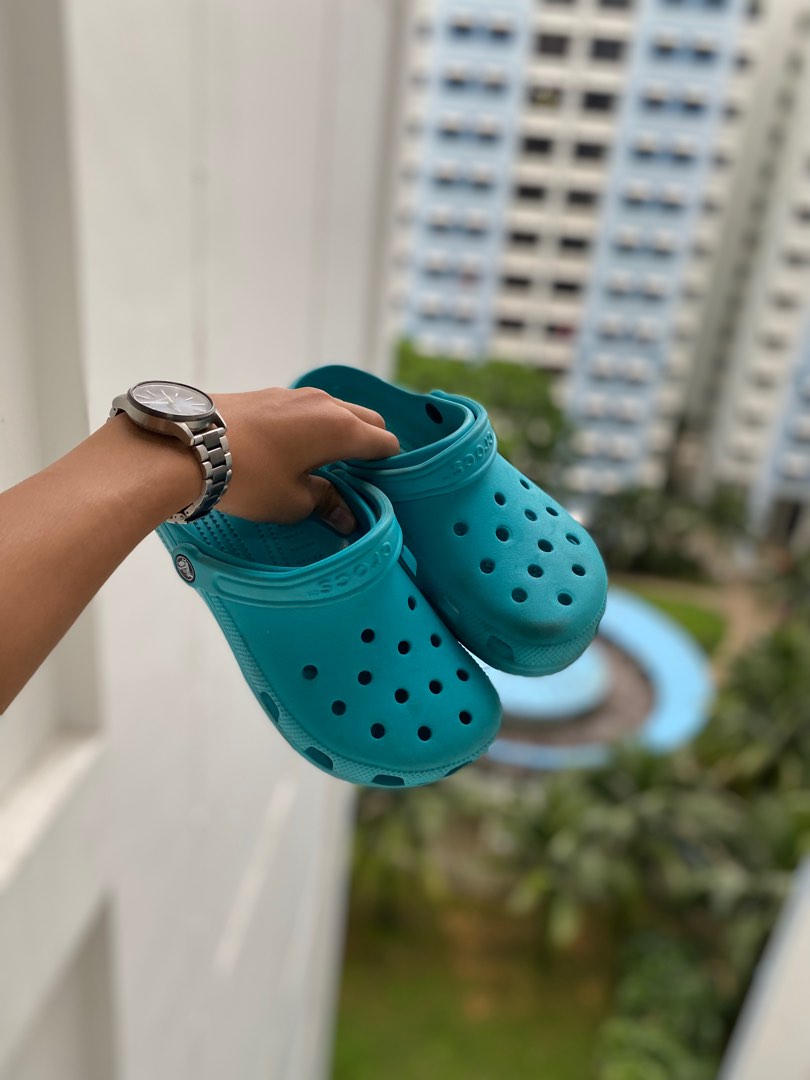 Turquoise crocs online