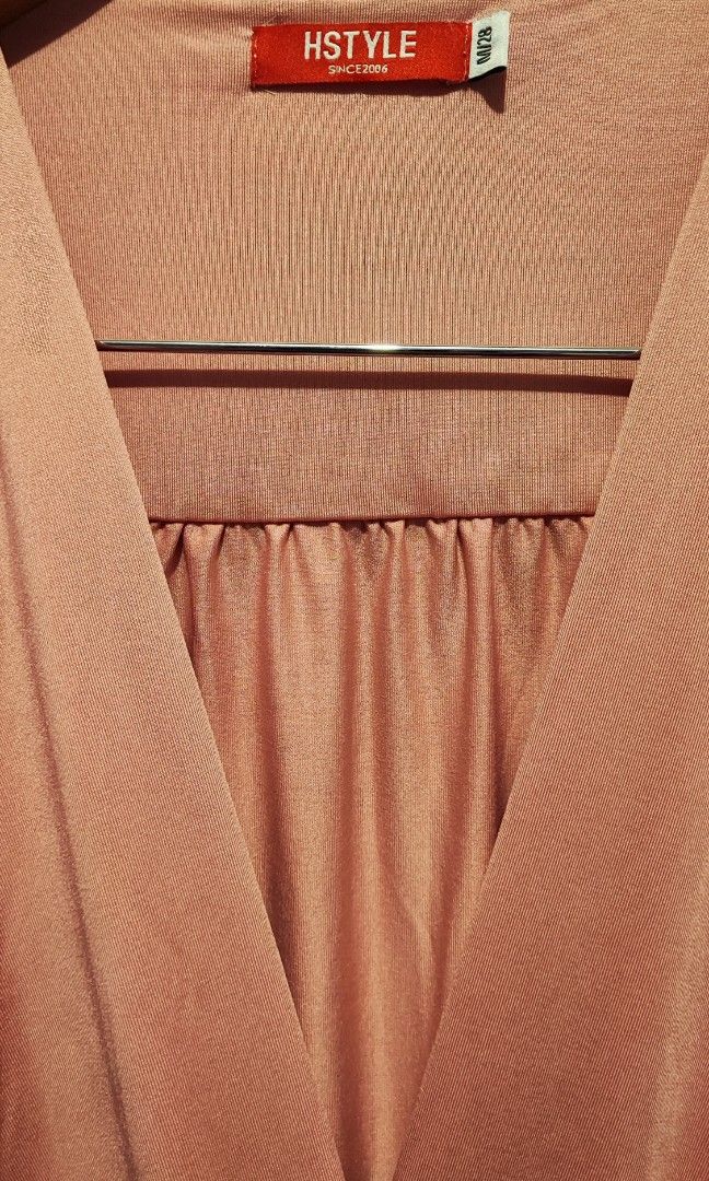 Blush tapered sleeveless Jumpsuit (Category: Jumpsuits) located in Caloocan City. Submitted by preamostore (Listing ID 1212229076, Image 2). Description: PLEASE READ: ▪️ DESCRIPTION: Blush colored sleeveless Jumpsuit in tapered legs. Fabric is stretchy and hugs your figure well. With pockets. Medium on tag pero naitawid ni momshie sa kanyang L size bodeh 😂 so I can say that this for M-L frame hehe. just be sure to pair it with great heels and re