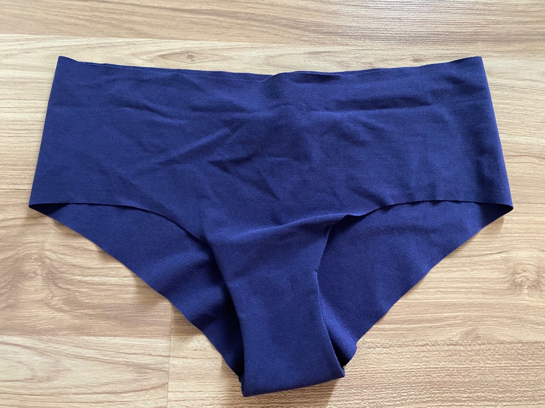 BNWT LA SENZA SEAMLESS UNDERWEAR/ panties navy blue S