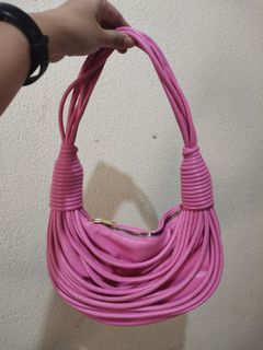 (Category: ) located in . Submitted by lovereloved (Listing ID 1212070918, Image 1). Description: .