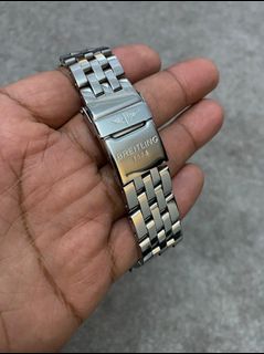 (Category: ) located in . Submitted by watchshop2000 (Listing ID 1212162884, Image 1). Description: .
