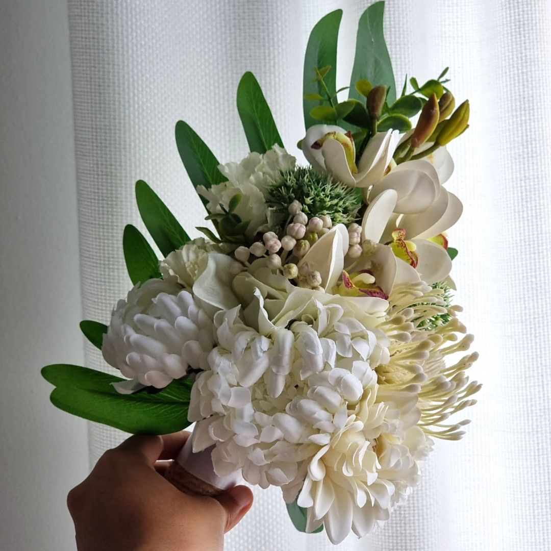 Bunga tangan Wedding Engagement Hand Bouquet Flower, Hobbies & Toys