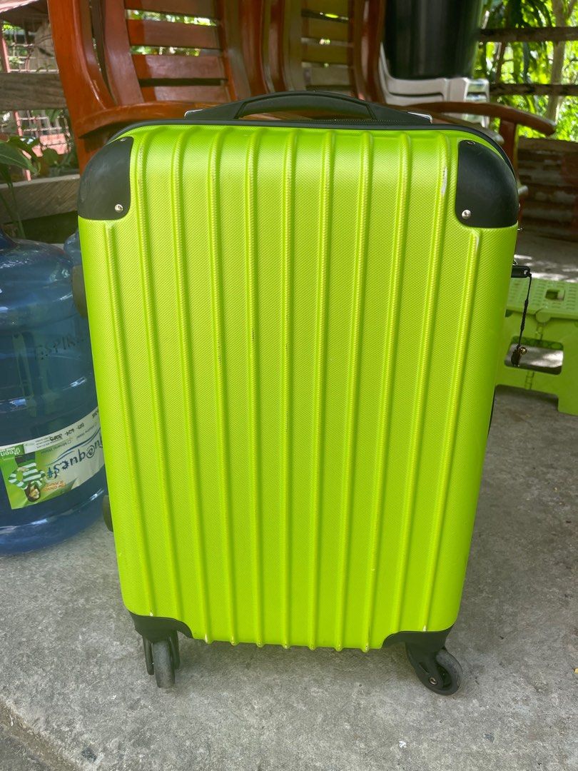 CABIN SIZE Marikina, Hobbies & Toys, Travel, Luggage on Carousell