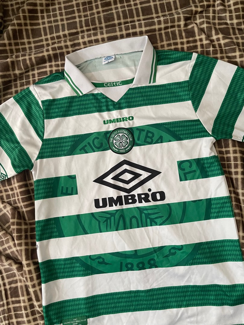 Celtic umbro kit sales