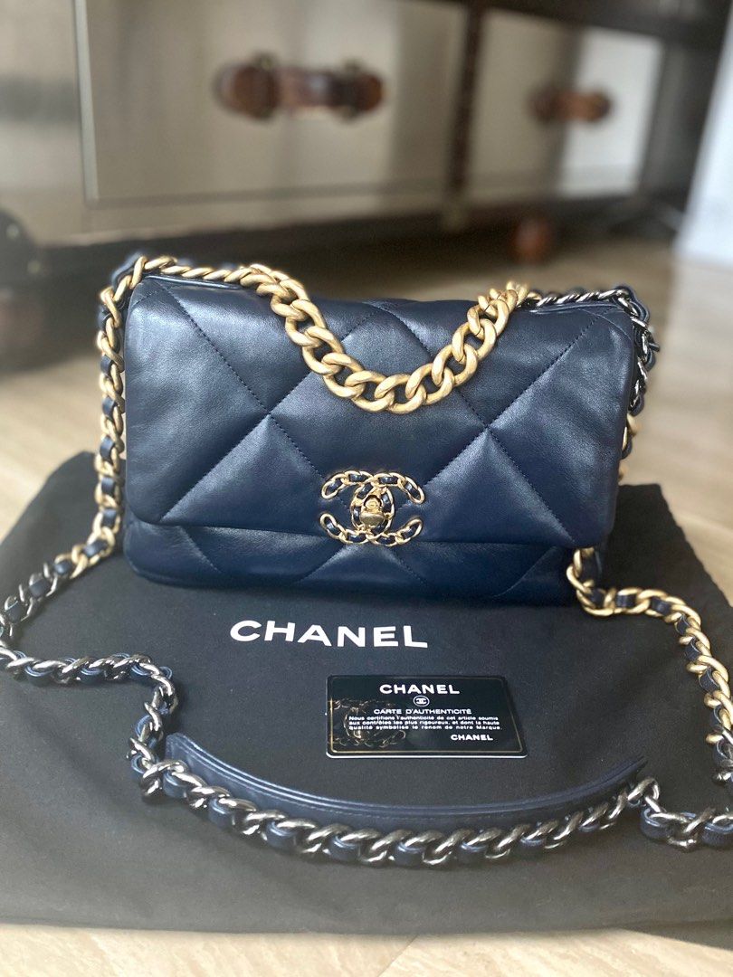 Chanel 19 Small Navy