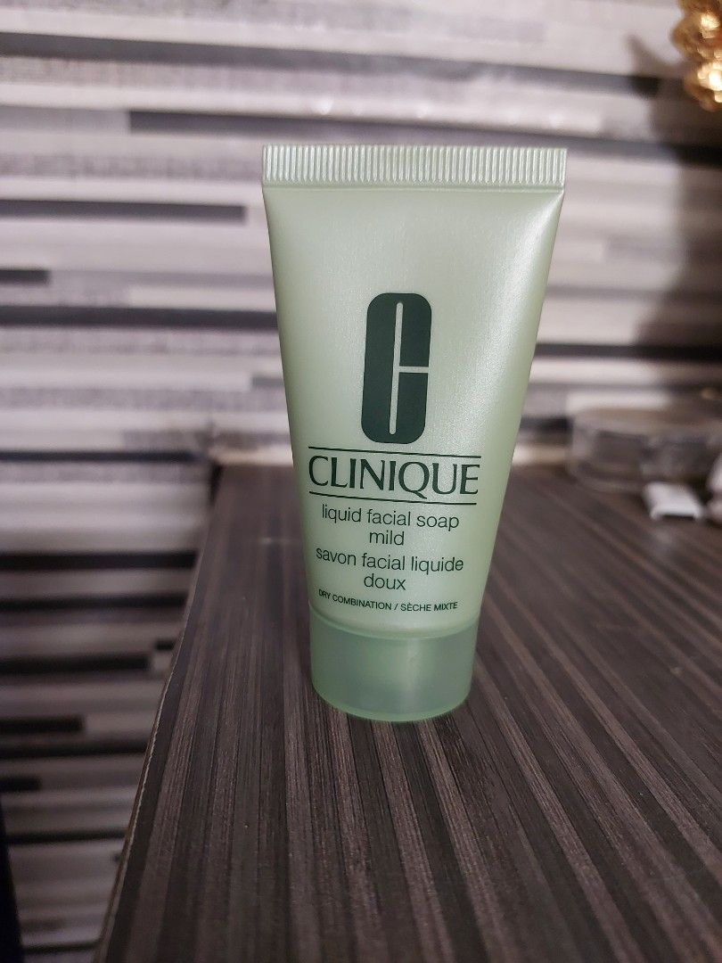 Clinique liquid facial wash mild 30 ml, Beauty & Personal Care, Face