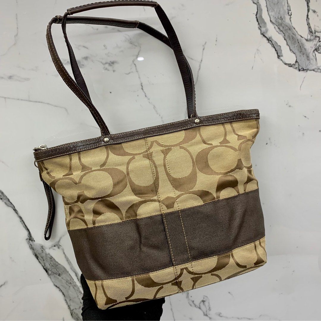 COACH F13548 BROWN CANVAS TOTE SHOULDER BAG 227010849 Women s
