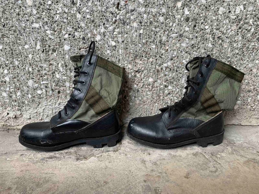 Size 6 hot sale combat boots