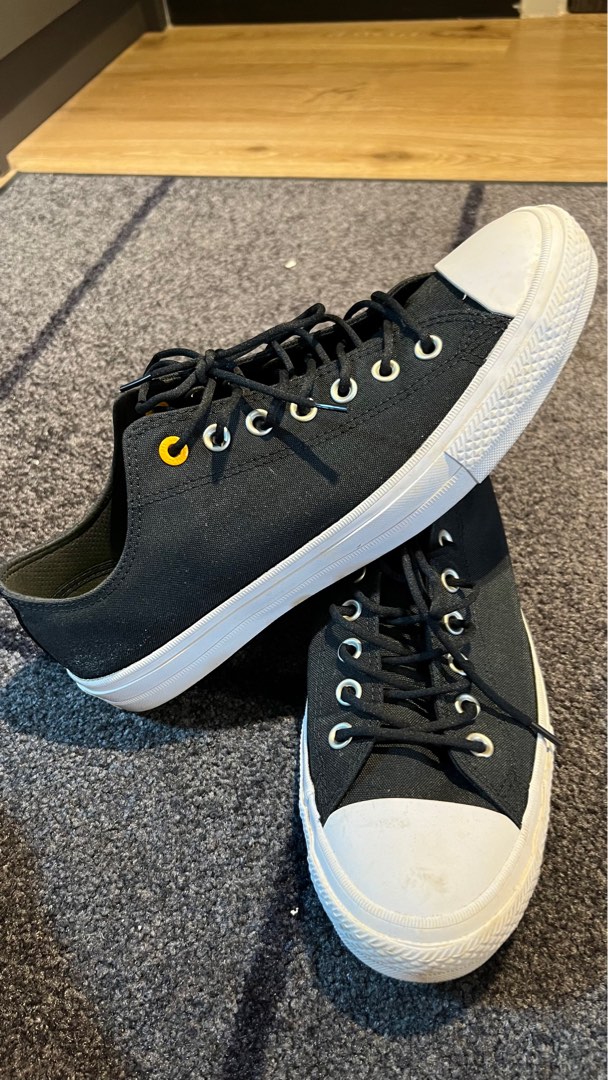 Chuck taylor ii low top hotsell