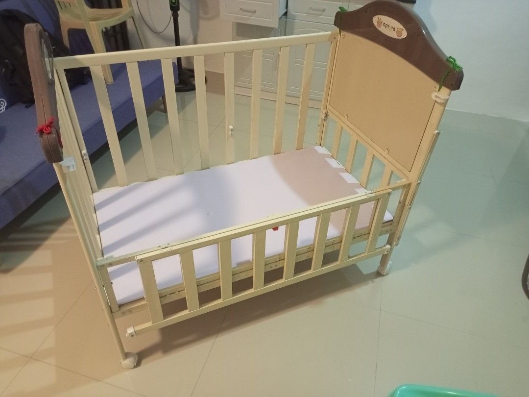 crib heavy duty steel, Babies & Kids, Baby Nursery & Kids Furniture