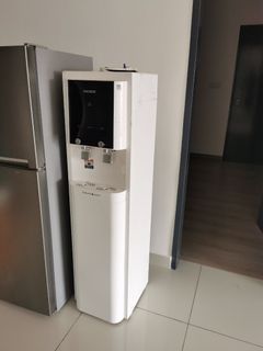 Cuckoo queen delux Hot & cold Water dispenser installed new filters