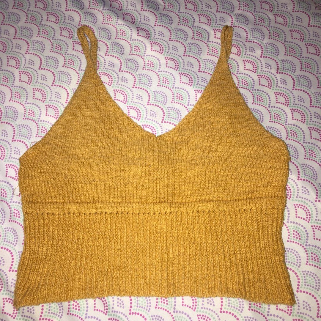 debut-crop-top-women-s-fashion-tops-others-tops-on-carousell