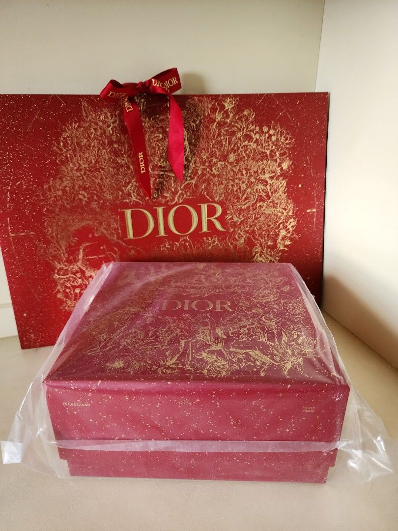 Dior Gift Box 20222023 Design Season Édition inculded package  material 興趣及遊戲 手作自家設計 文具及工藝 節日佈置及裝飾 Carousell