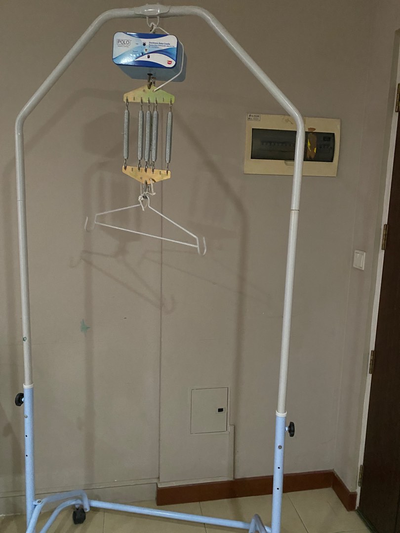 Electric baby cradle, Babies & Kids, Baby Nursery & Kids Furniture