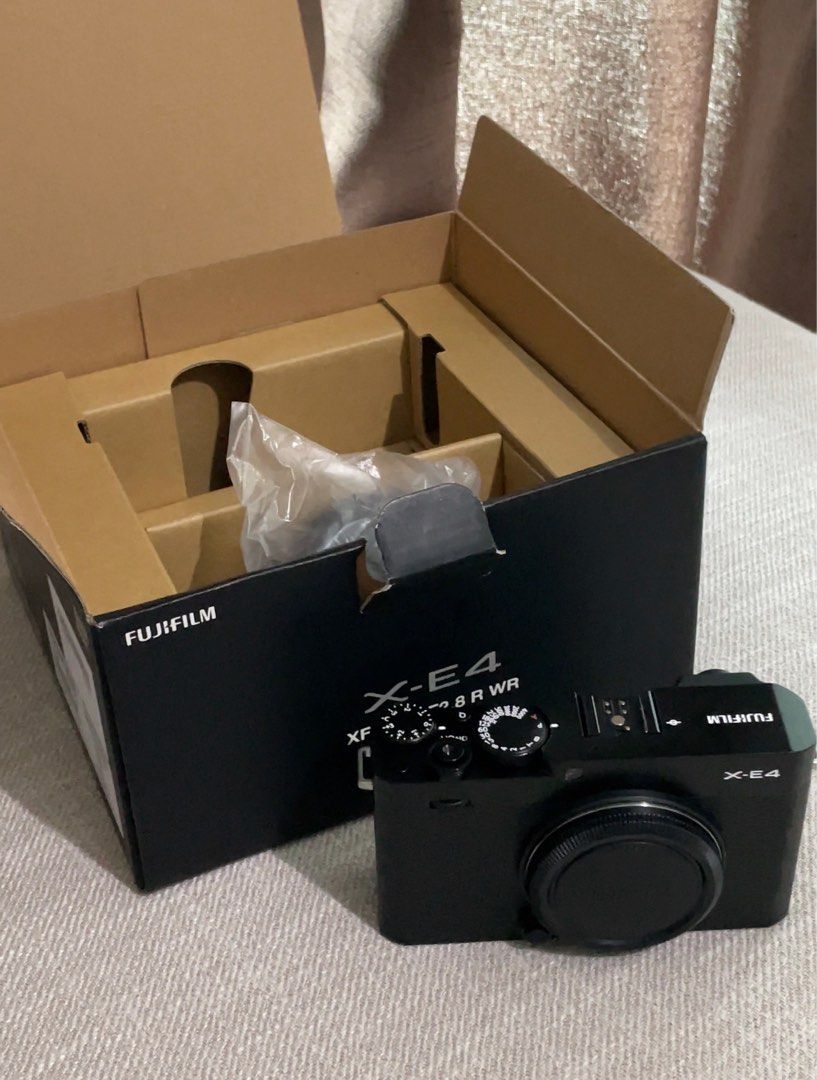 Fujifilm XE4 (black) with kit lens, Photography, Cameras on Carousell