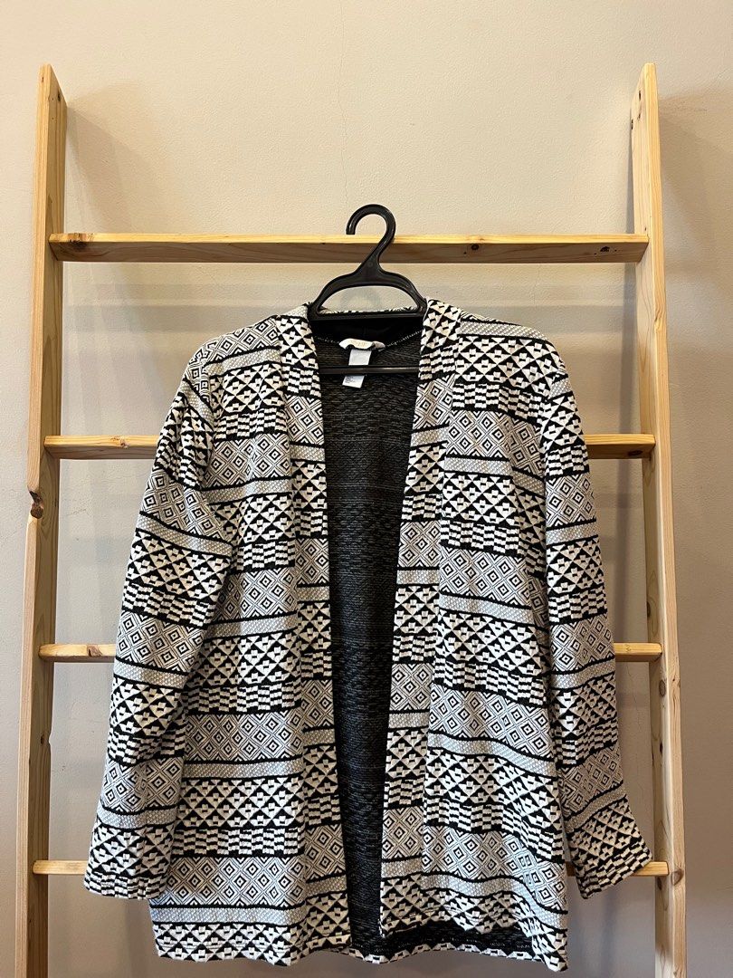 H M Aztec Cardigan Women s Fashion Coats Jackets and Outerwear on Carousell