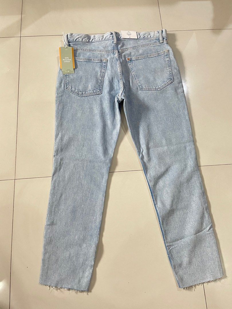 Slim Tapered Cropped Jeans