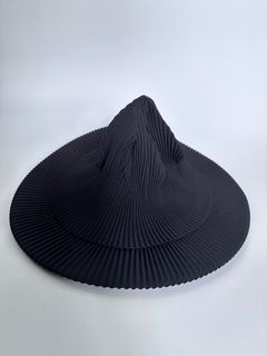 Wtaps x SSZ x Ah.h bucket hat, 男裝, 手錶及配件, 棒球帽、帽- Carousell