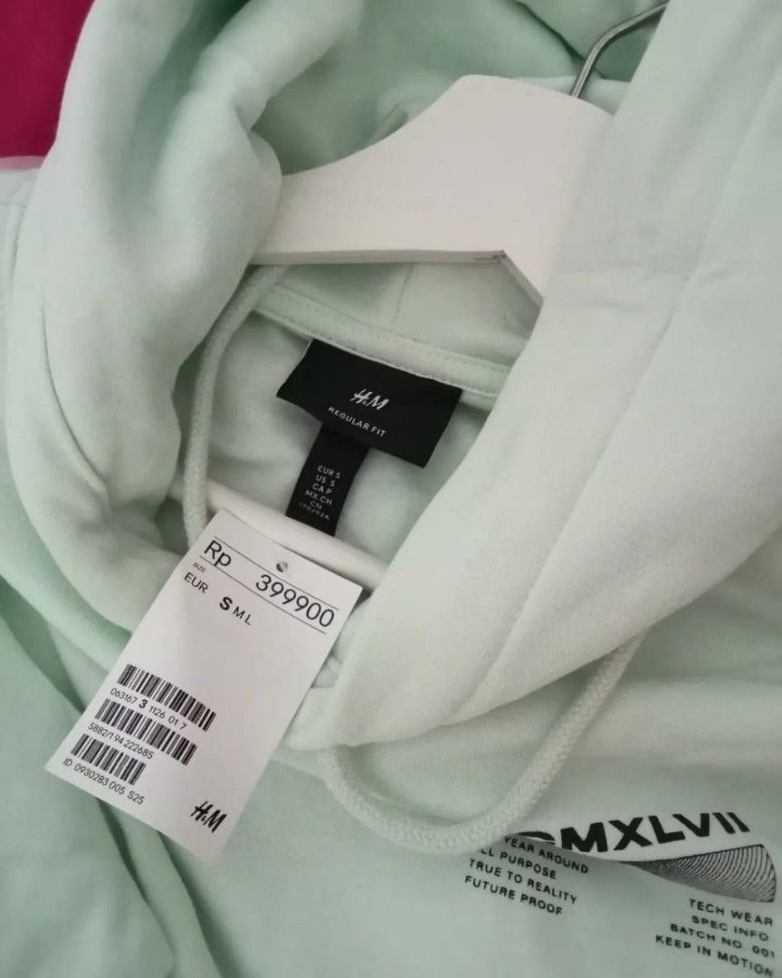Tag hoodie h&m new arrivals