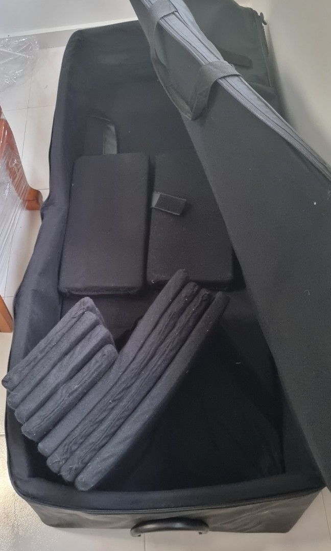 Rolling hotsell gig bag