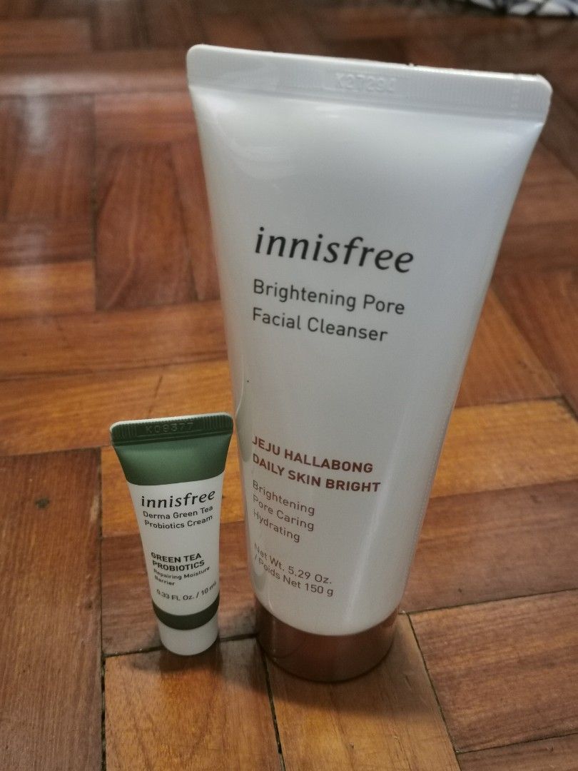 Innisfree Brightening Pore Facial Cleanser + freebie, Beauty & Personal Care, Face, Face Care on
