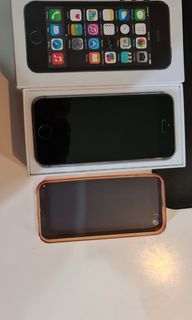Apple iPhone 5S 16GB  Like New Classic Collectors Edition (No charger, No cable, No earphones)