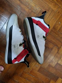 Jordan 33 Men s Fashion Footwear Sneakers on Carousell