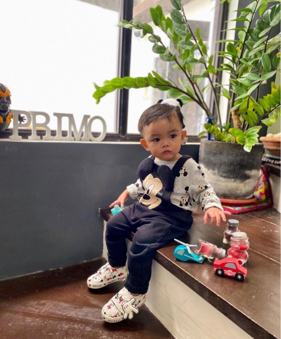 Jumper and inner, Babies & Kids, Babies & Kids Fashion on Carousell
