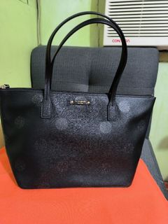(Category: ) located in . Submitted by urijahs.preloved (Listing ID 1212185230, Image 1). Description: .