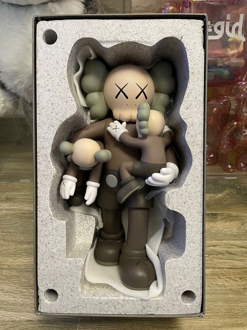 MEDICOM TOY - 【正規店購入】KAWS CLEAN SLATE BROWN カウズ 新品 新品未開封 KAWS CLEAN SLATE BROWN