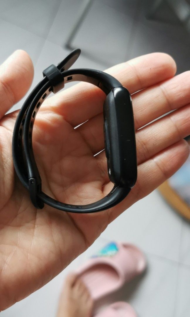 Keep B3 smart wristband