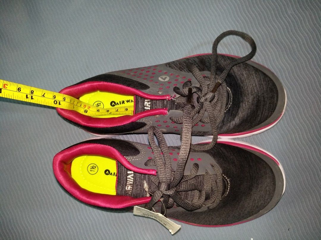 Kid Heelys and new brown shoes size 33 EU 1 UK 2 USA