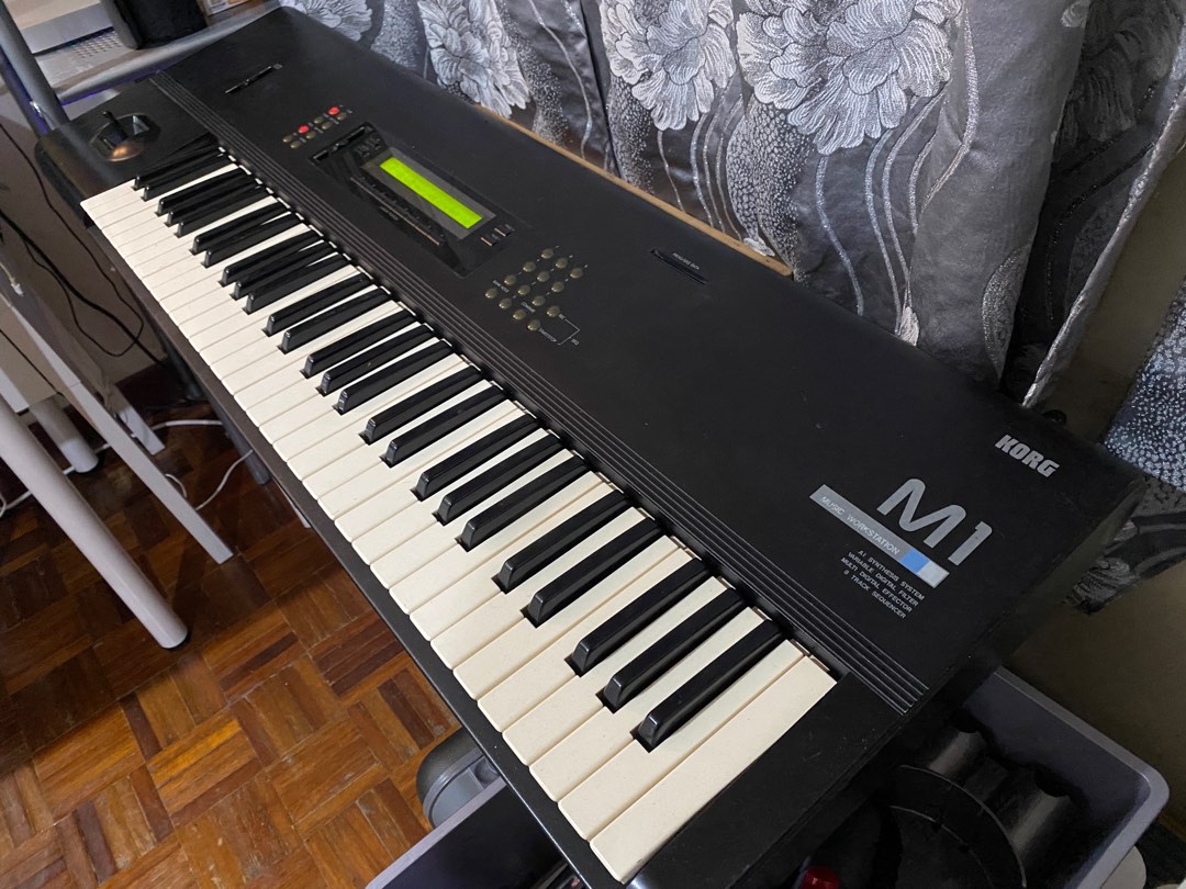 Korg m1 store music workstation