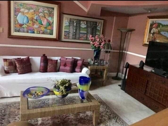 La Vista Subdivision (Category: House & Lot) located in Makati City. Submitted by eva15631 (Listing ID 1212186389, Image 3). Description: DIRECT BUYERS ONLY Badjao St., La Vista, Quezon City House For Sale Lot area: 1,200sqm Three level house, six bedrooms Pool, Guest House with two bedrooms.