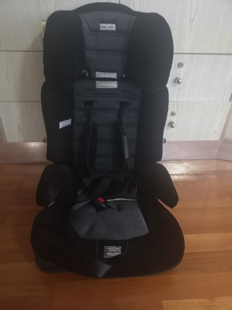 Love N Care Triton Child Restraint/Car Seat Including Travel Cover (Purchased in Australia