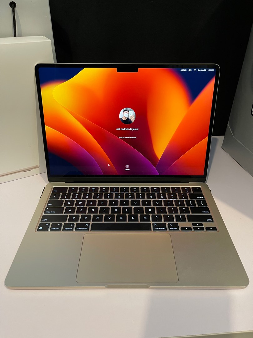 Macbook Air M2 256GB Starlight, Computers & Tech, Laptops & Notebooks on Carousell