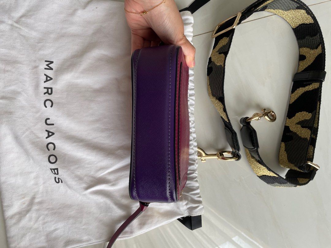 Marc Jacobs Snapshot, Luxury, Bags & Wallets on Carousell