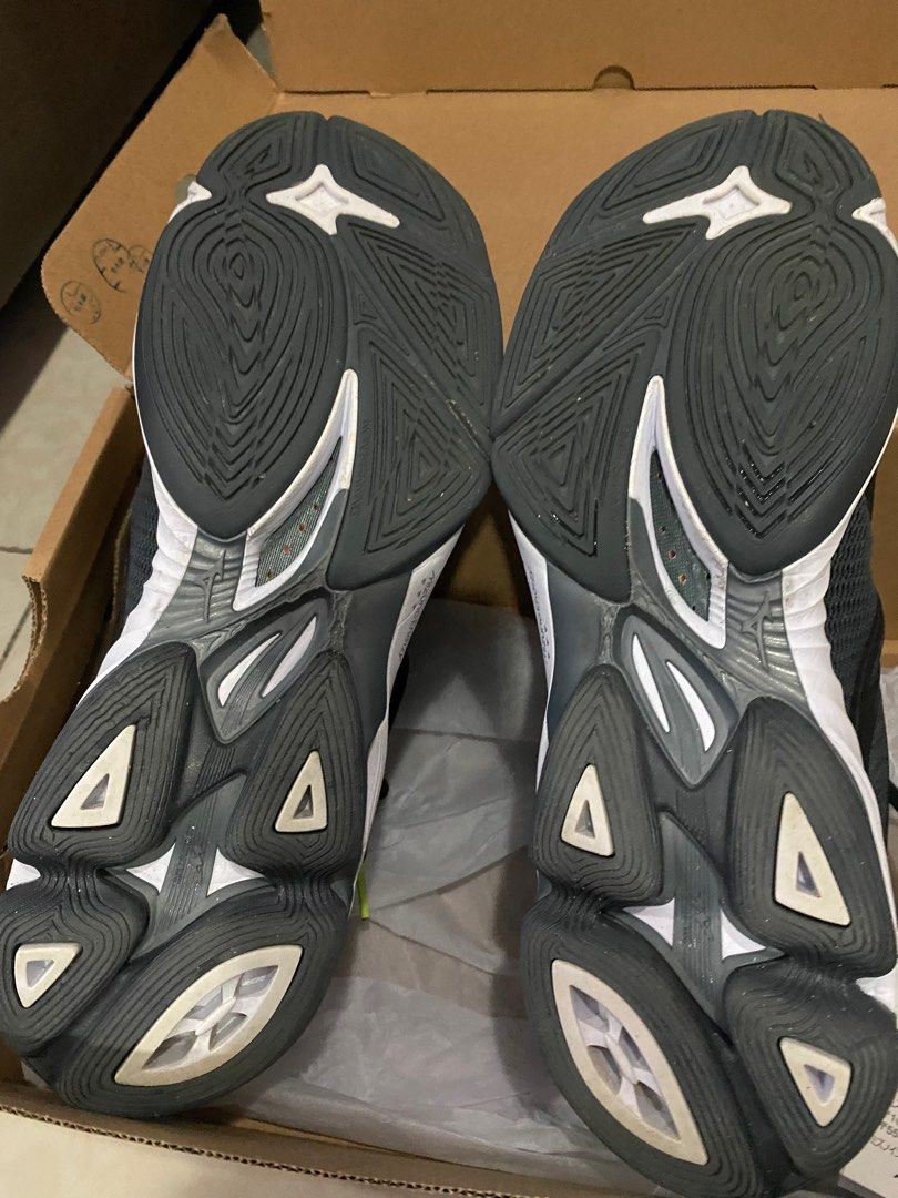 MIZUNO WAVE LIGHTNING Z7 UK10.5 US11.5 FOR SALE