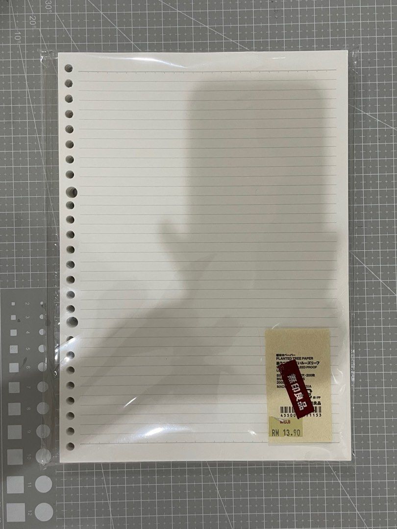 muji loose leaf paper B5 26 ring, Hobbies & Toys, Stationery & Craft
